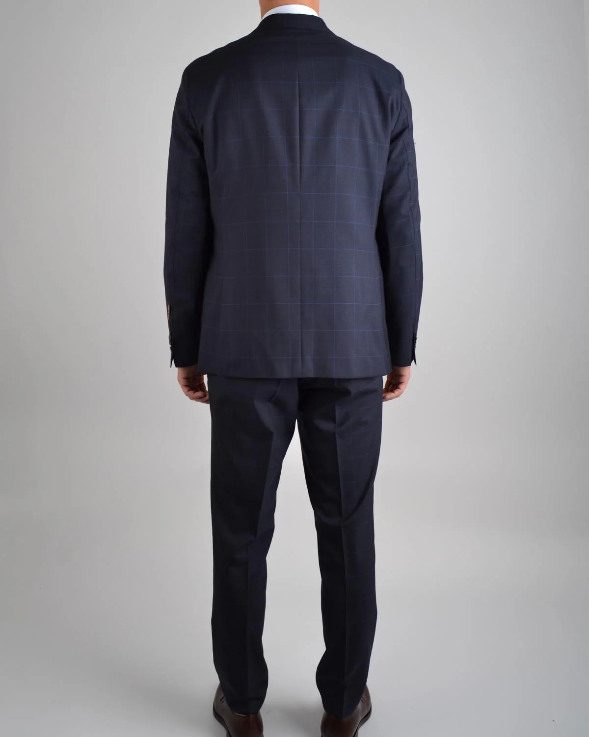Fogerty Denz Suit - Image 3