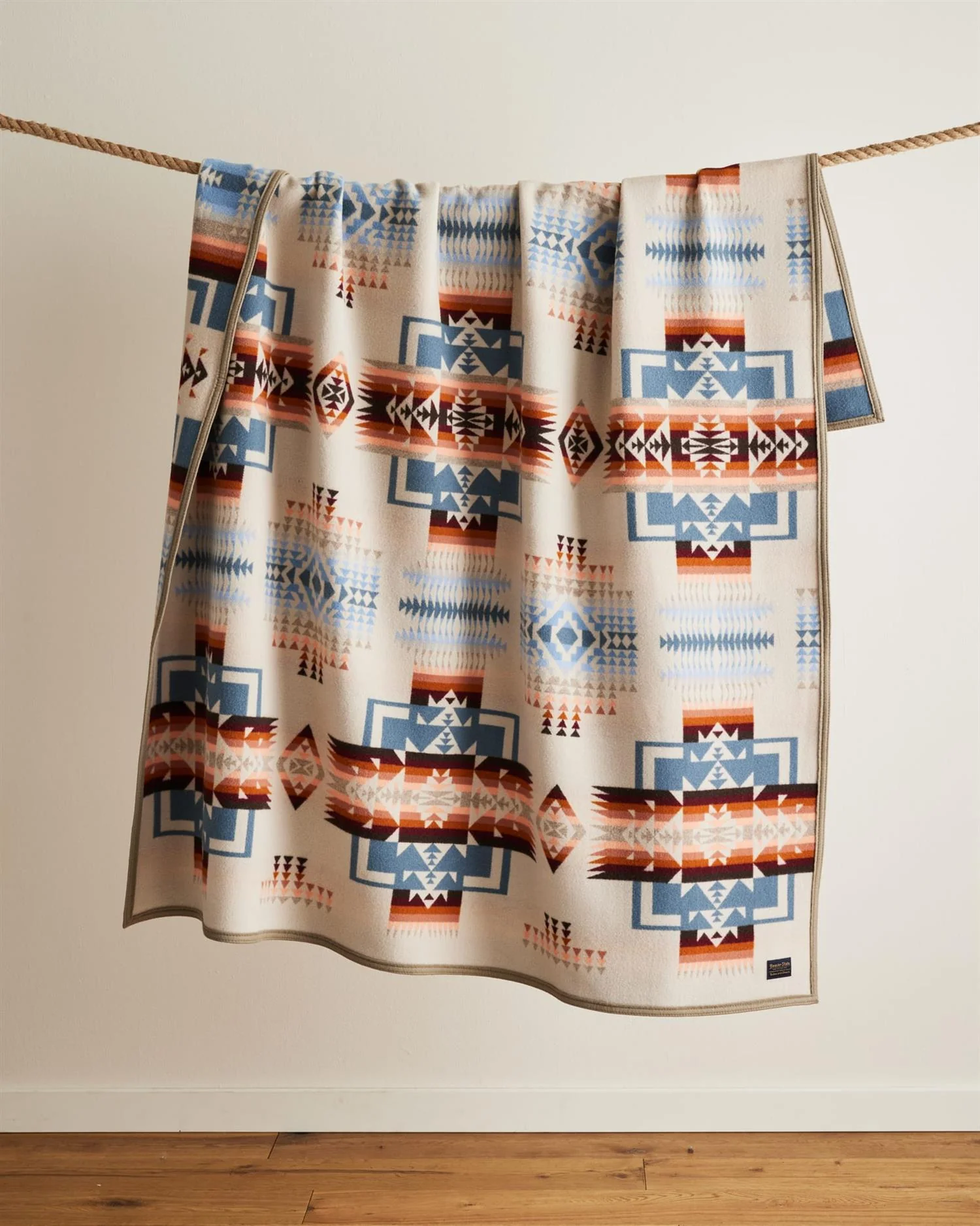 JACQUARD NAPPED ROBE - Image 2