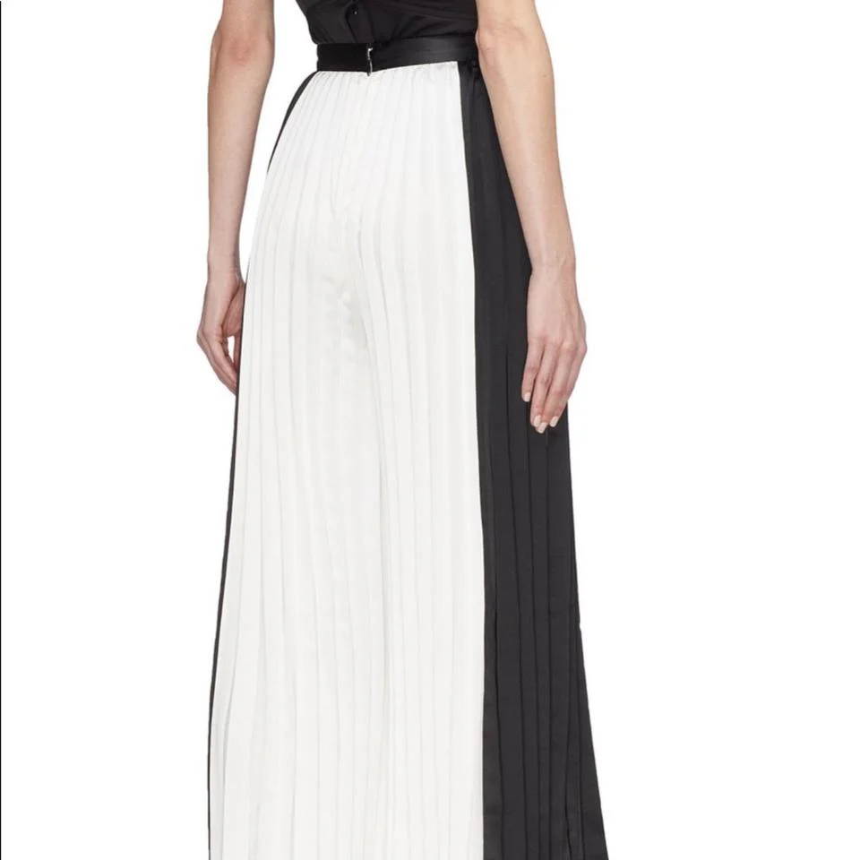 Pleated Wide Leg Trouser Monochrome - Image 3