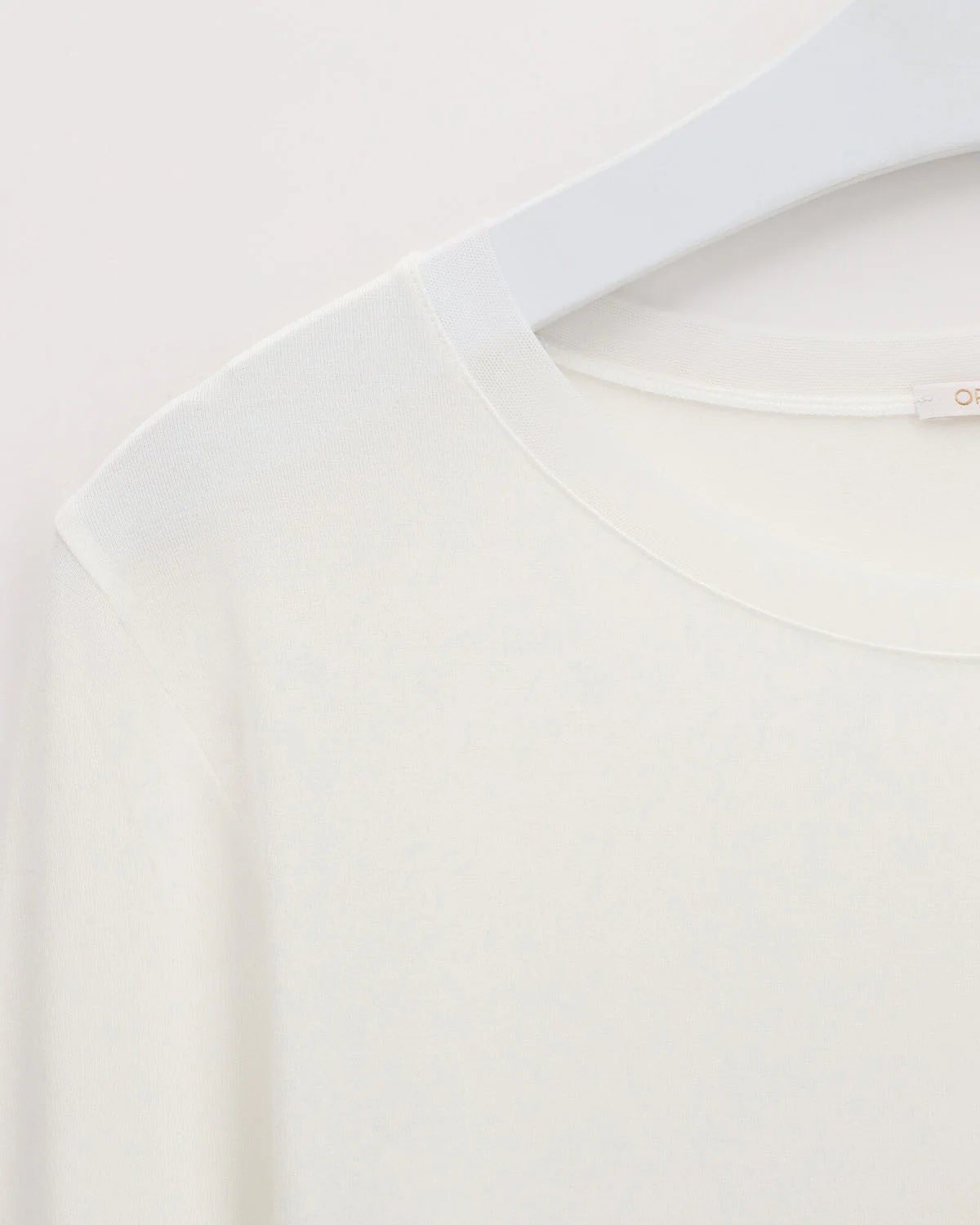 Perfect Line T-Shirt L/SL - Ivory - Image 3