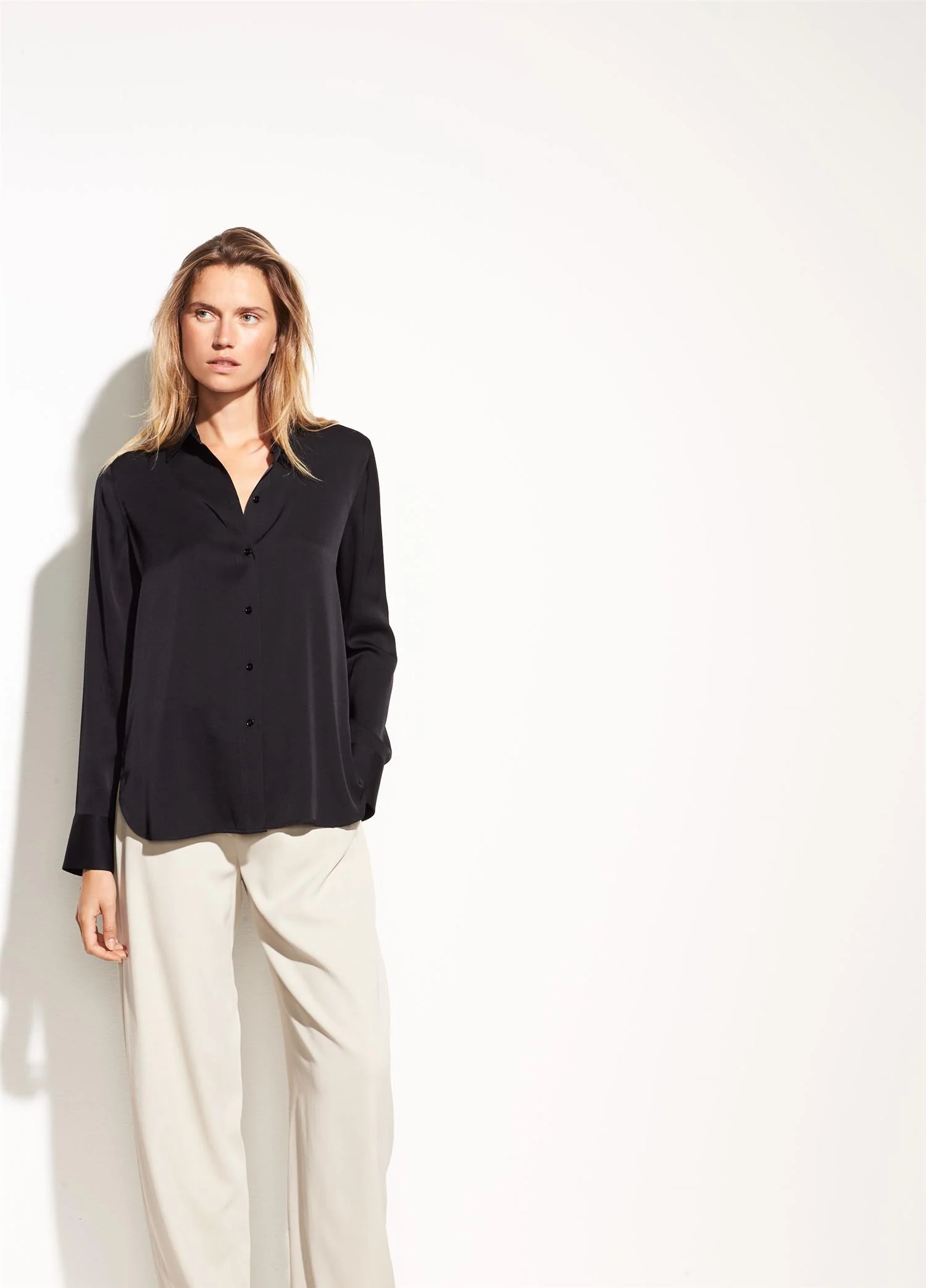 Slim Fitted Blouse - Image 4